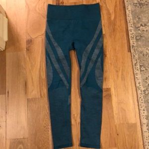 Fabletics full length leggings size M
